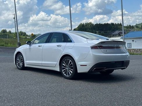 Used 2018 Lincoln MKZ Select w/ Technology Package AWD/4WD image 4