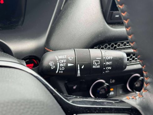 Certified 2025 Honda HR-V Sport image 17