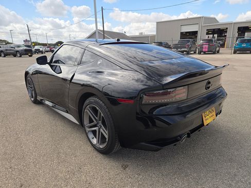 Used 2025 Nissan Z Sport w/ Floor Mat Package RWD image 5
