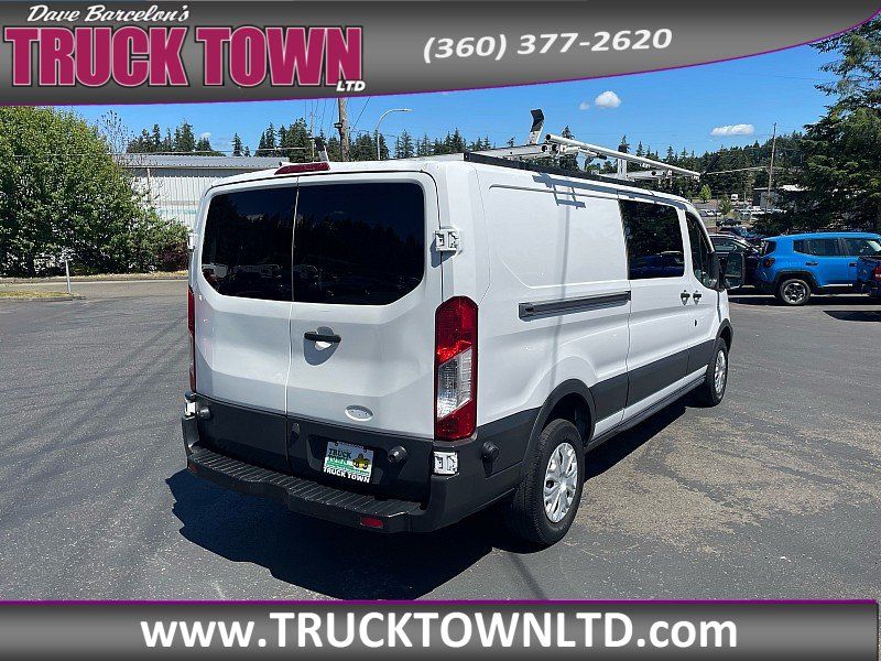 Used 2017 Ford Transit 250 148 Low Roof RWD image 5