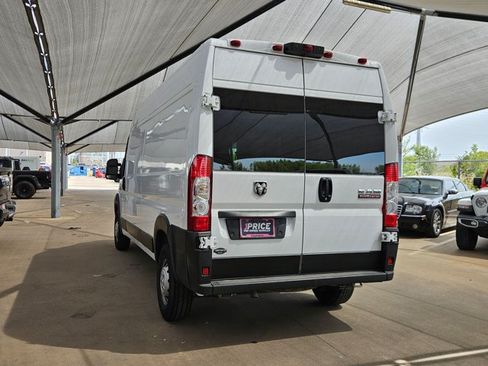 Used 2022 RAM ProMaster 2500 FWD image 9