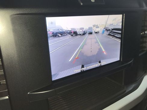 Used 2025 Ford F250 XL w/ XL Chrome Package image 17