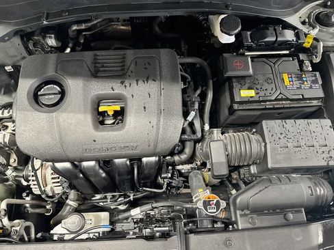 Used 2024 Kia Seltos S AWD/4WD image 30