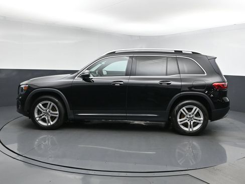 Used 2022 Mercedes-Benz GLB 250 4MATIC image 4