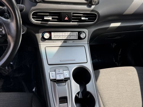 Used 2021 Hyundai Kona SEL FWD image 17