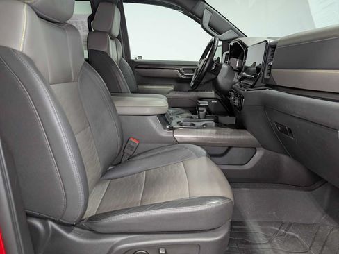 Certified 2023 Chevrolet Silverado 1500 ZR2 w/ Technology Package AWD/4WD image 46