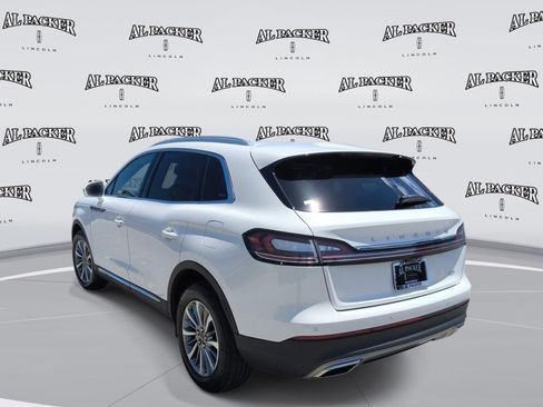 Used 2023 Lincoln Nautilus Reserve AWD/4WD image 3