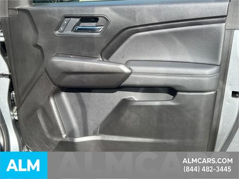 Used 2025 GMC Canyon Elevation RWD image 16