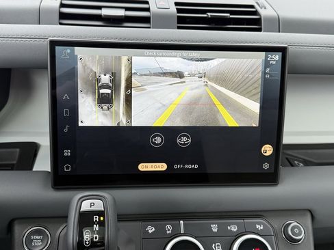 Certified 2025 Land Rover Defender 90 S image 30