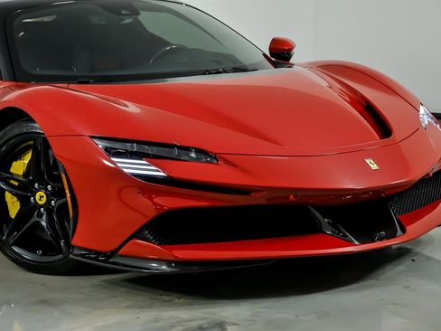 Used 2023 Ferrari SF90 Stradale image 3