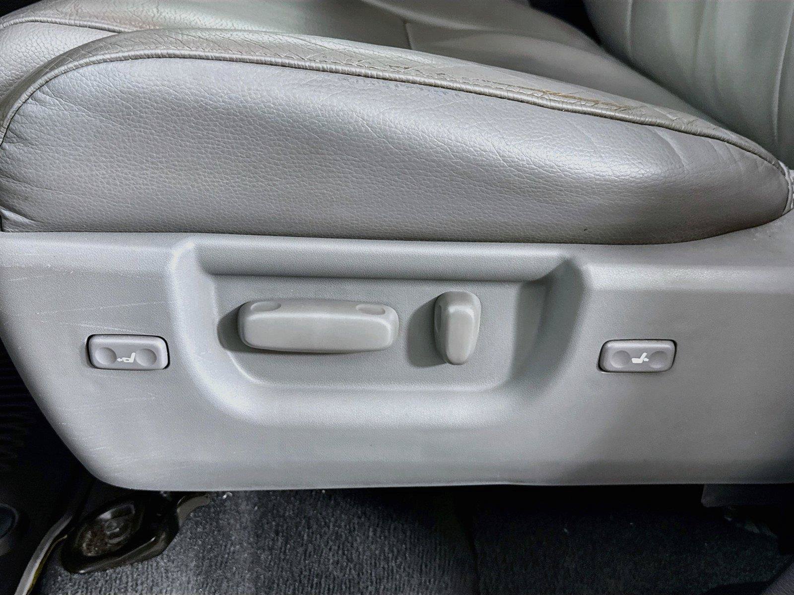 Used 2021 Toyota Sequoia Limited RWD image 31