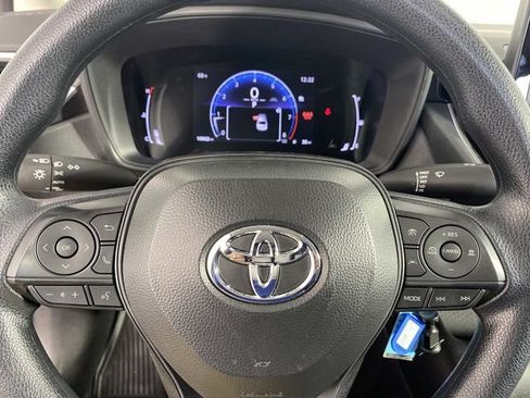 Used 2026 Toyota Corolla LE FWD image 14