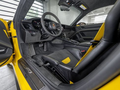 Used 2024 Porsche 911 GT3 RWD image 22