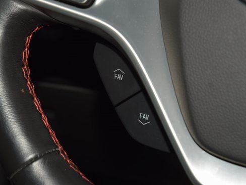 Used 2015 Chevrolet Corvette Z06 w/ 3LZ Preferred Equipment Group image 39