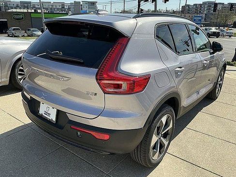 New 2026 Volvo XC40 B5 Plus w/ Climate Package AWD/4WD image 6