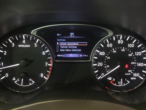 Used 2020 Nissan Pathfinder SV w/ Cargo Package FWD image 23