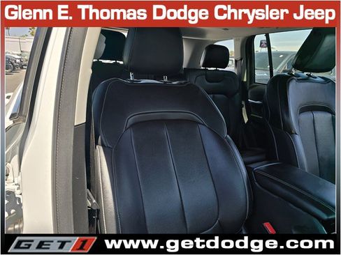 Used 2022 Jeep Grand Cherokee Limited 4xe w/ Luxury Tech Group II AWD/4WD image 35