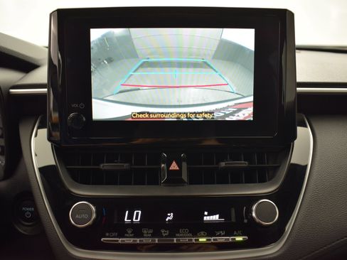 Used 2025 Toyota Corolla Cross AWD Hybrid image 16