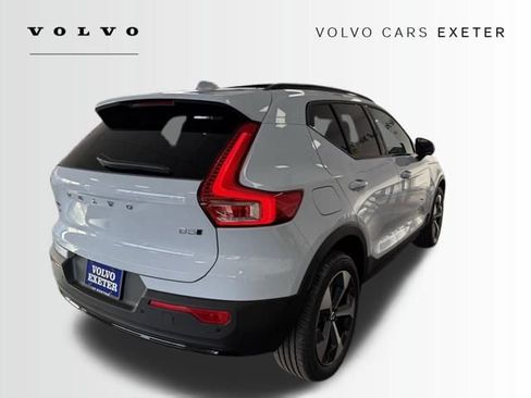 New 2026 Volvo XC40 B5 Plus w/ Protection Package Premier AWD/4WD image 5