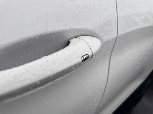 Used 2024 Chevrolet TrailBlazer LT FWD image 6