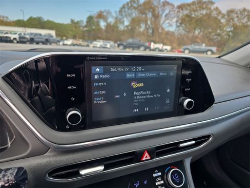 Used 2021 Hyundai Sonata SEL image 13