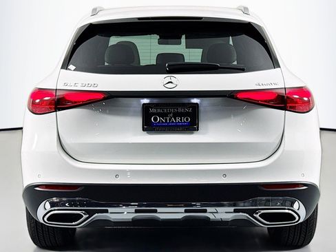 New 2026 Mercedes-Benz GLC 300 4MATIC image 3