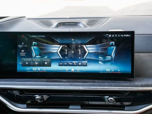 Used 2025 BMW X5 M60i image 13