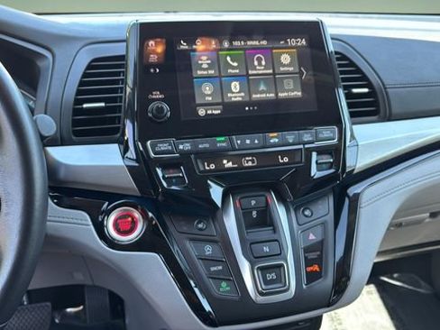 Used 2023 Honda Odyssey Touring image 26
