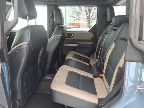 Used 2023 Ford Bronco Wildtrak image 13