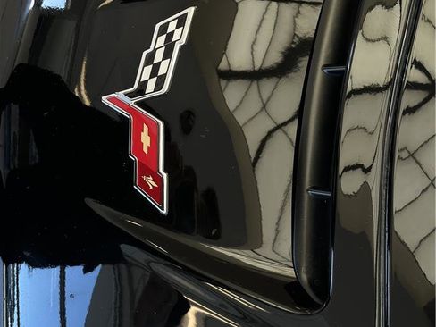 Used 2011 Chevrolet Corvette Grand Sport w/ Preferred Equipment Group RWD image 10