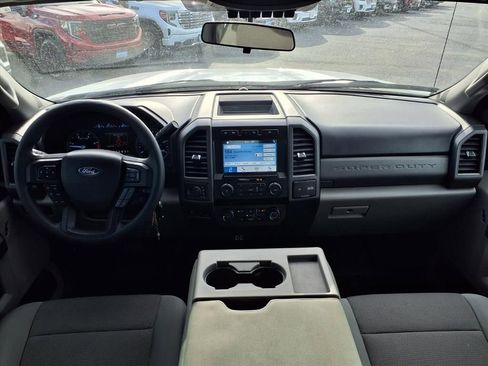 Used 2019 Ford F250 XL w/ STX Appearance Package image 3