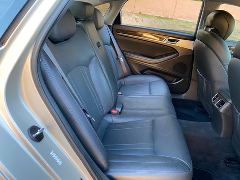 Used 2015 Hyundai Genesis 3.8 image 43