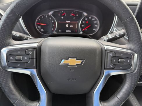 Used 2025 Chevrolet Blazer LT image 28