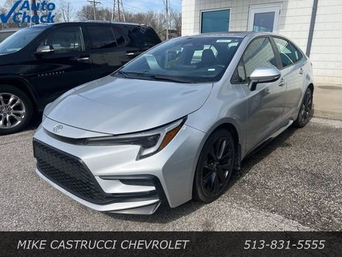 Used 2023 Toyota Corolla SE w/ SE Premium Package image 1