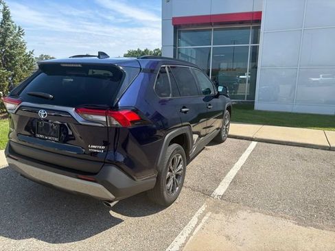 Used 2023 Toyota RAV4 Limited AWD/4WD image 8