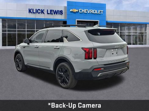 Used 2022 Kia Sorento S w/ Panoramic Sunroof Package AWD/4WD image 5