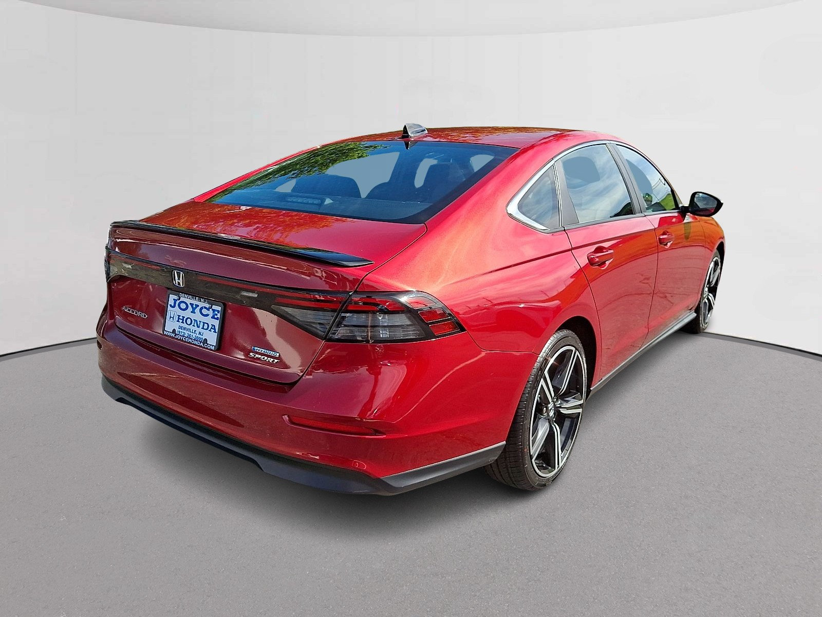 Used 2024 Honda Accord Sport image 10