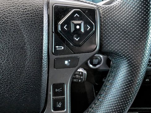 Used 2021 Toyota Tacoma TRD Off-Road w/ Technology Package image 21