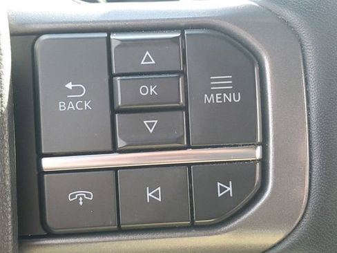 Used 2022 Ford F150 Lariat w/ Equipment Group 502A High image 11