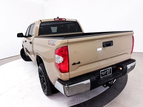 Used 2020 Toyota Tundra SR5 w/ SR5 Leather Package AWD/4WD image 6