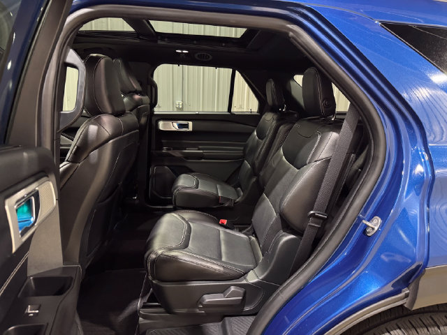 Used 2020 Ford Explorer ST w/ ST High-Performance Pack AWD/4WD image 22
