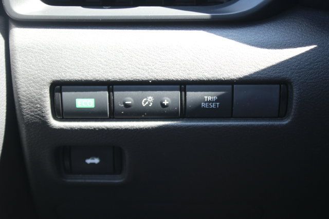 Used 2025 Nissan Sentra S FWD image 16