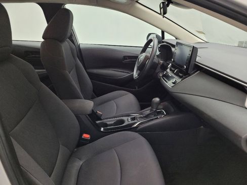 Used 2022 Toyota Corolla LE FWD image 21