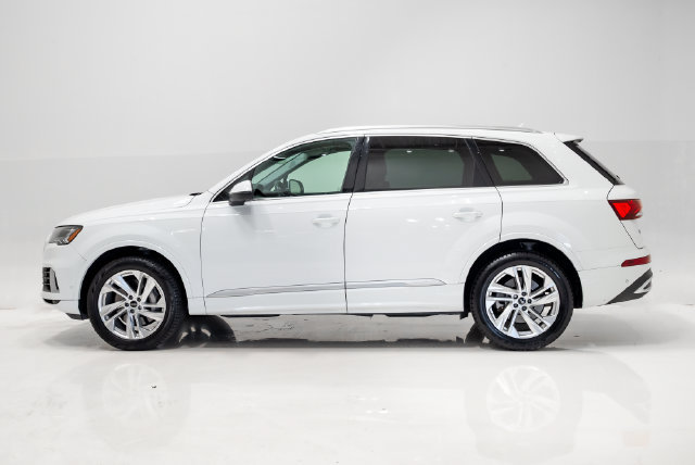 Used 2024 Audi Q7 3.0T Premium Plus AWD/4WD image 29