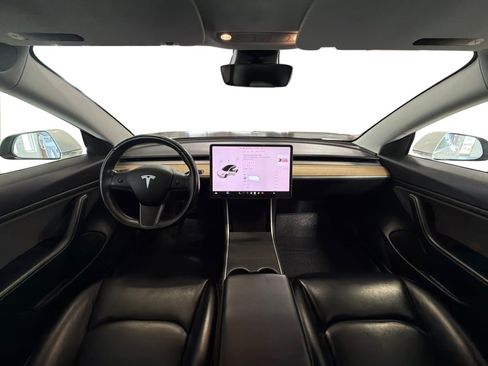 Used 2019 Tesla Model 3 Mid Range RWD image 16