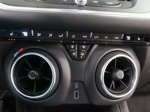 Used 2022 Chevrolet Blazer LT w/ Midnight/Sport Edition image 10