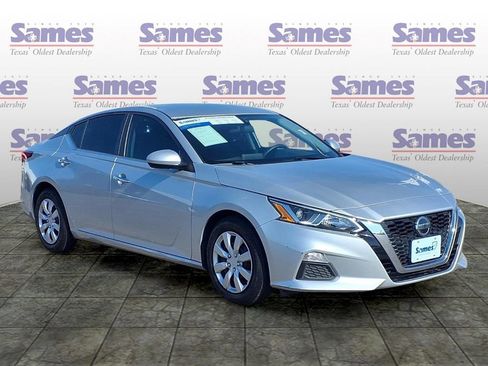 Used 2020 Nissan Altima 2.5 S FWD image 1