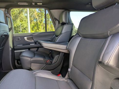 New 2025 Ford Expedition Platinum w/ Stealth Performance Package image 17