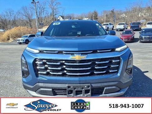 Used 2025 Chevrolet Equinox LT w/ Convenience Package II AWD/4WD image 2