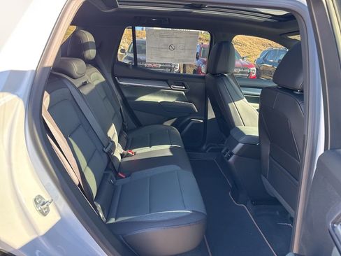 New 2026 GMC Terrain AT4 w/ LPO, Black Badging Package image 26